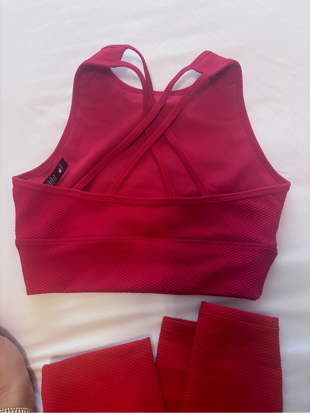 Red Beach Riot Active Set - Picture 2 of 2